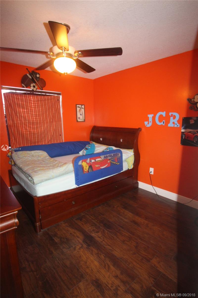 MAJESTIC ESTATES 3RD ADDN - Residential