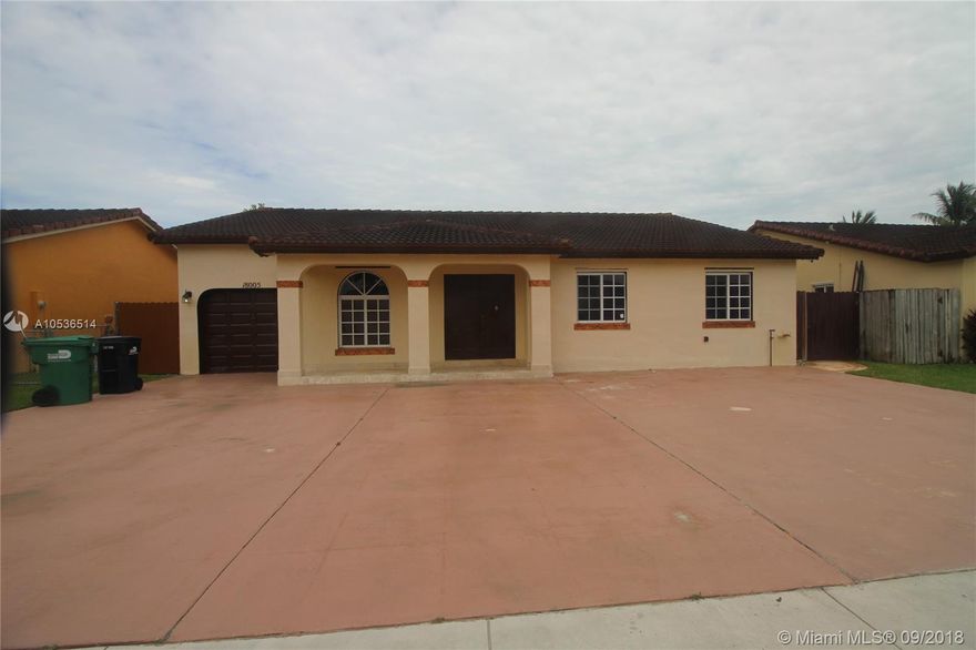 GREAT 4 BEDROOM 2 BATH HOME,  WITH IN LAW QUARTERS WITH SEPARATE ENTRANCE,  REMODELED KITCHEN AND BATHROOMS WITH A WORKING GARAGE, HUGE PATIO PERFECT FOR ENTERTAINING YOUR FRIENDS AND FAMILY, COVERED PATIO, PLENTY OF PARKING SPACE . THIS IS THE HOME YOUR BUYER HAS BEEN LOOKING FOR. NO ASSOCIATION , EASY TO SHOW MAKE AN APPOINTMENT TODAY CALL LISTING AGENT