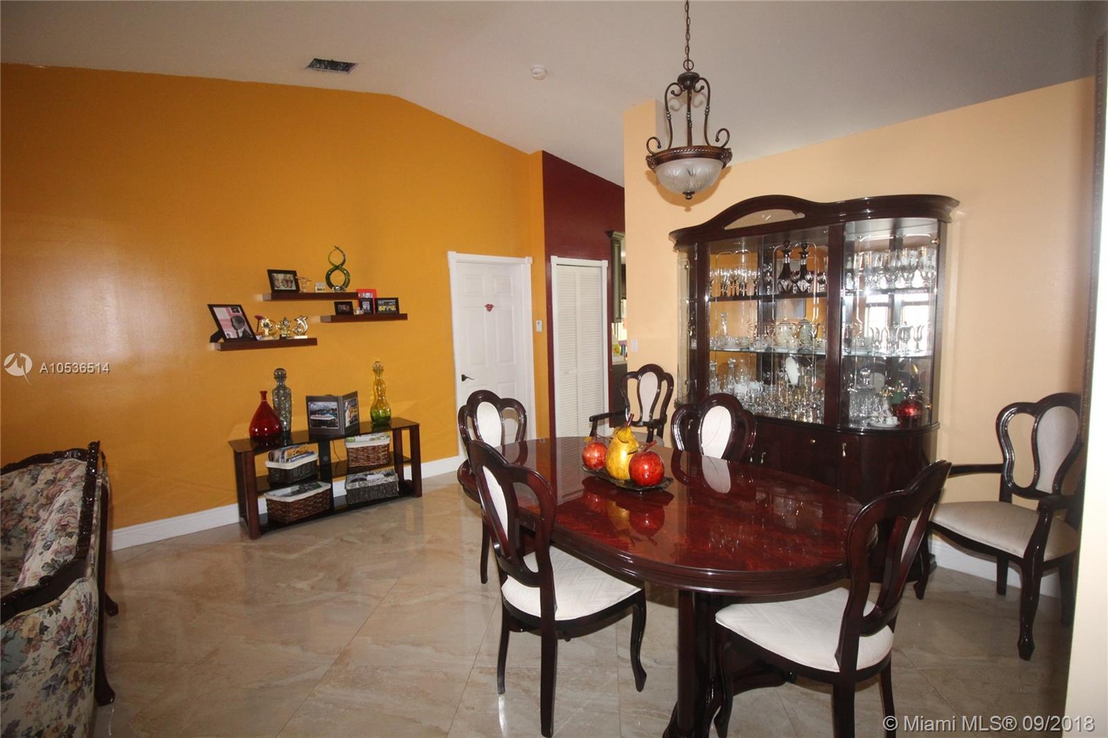 MAJESTIC ESTATES 3RD ADDN - Residential