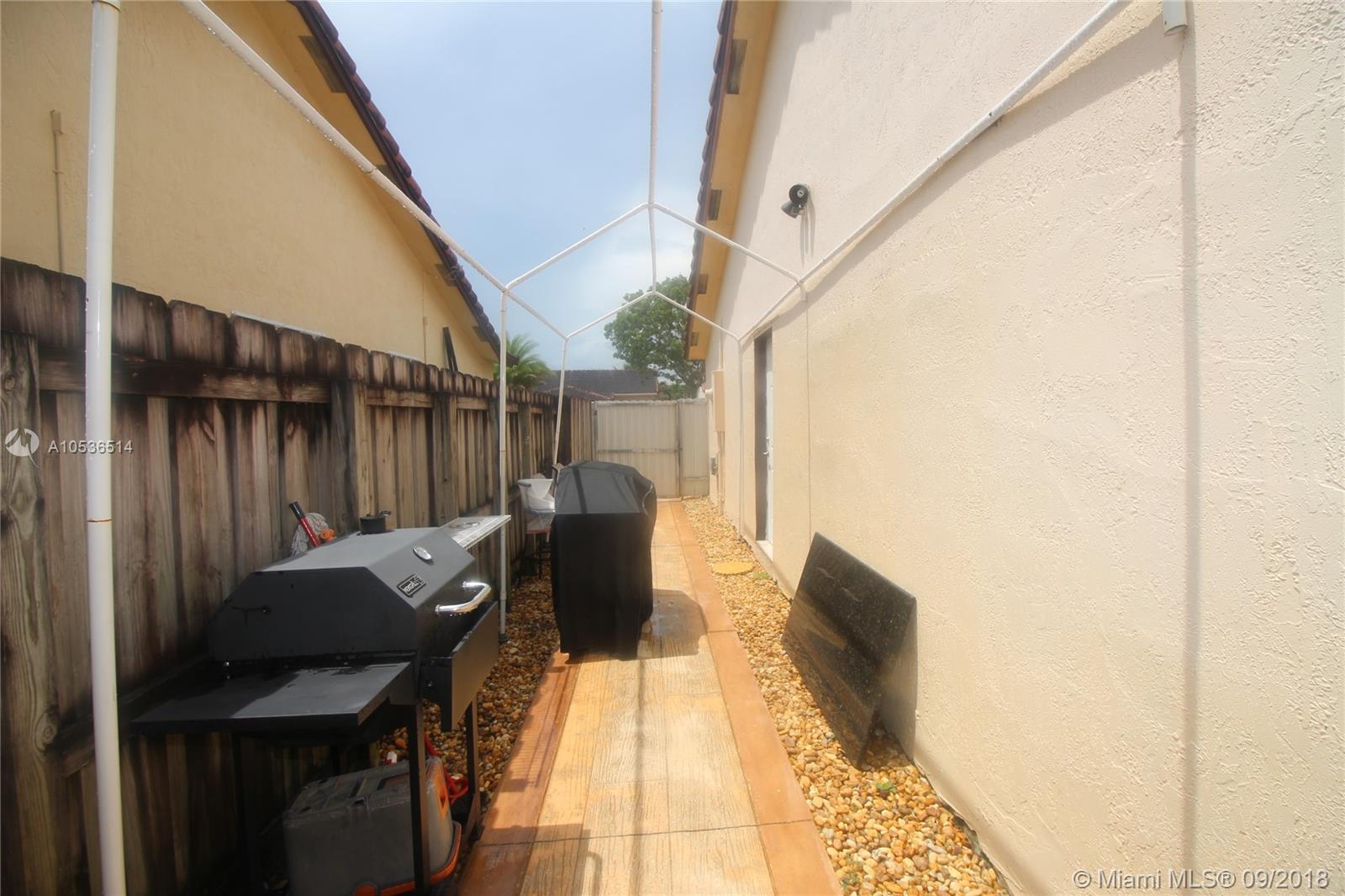 MAJESTIC ESTATES 3RD ADDN - Residential