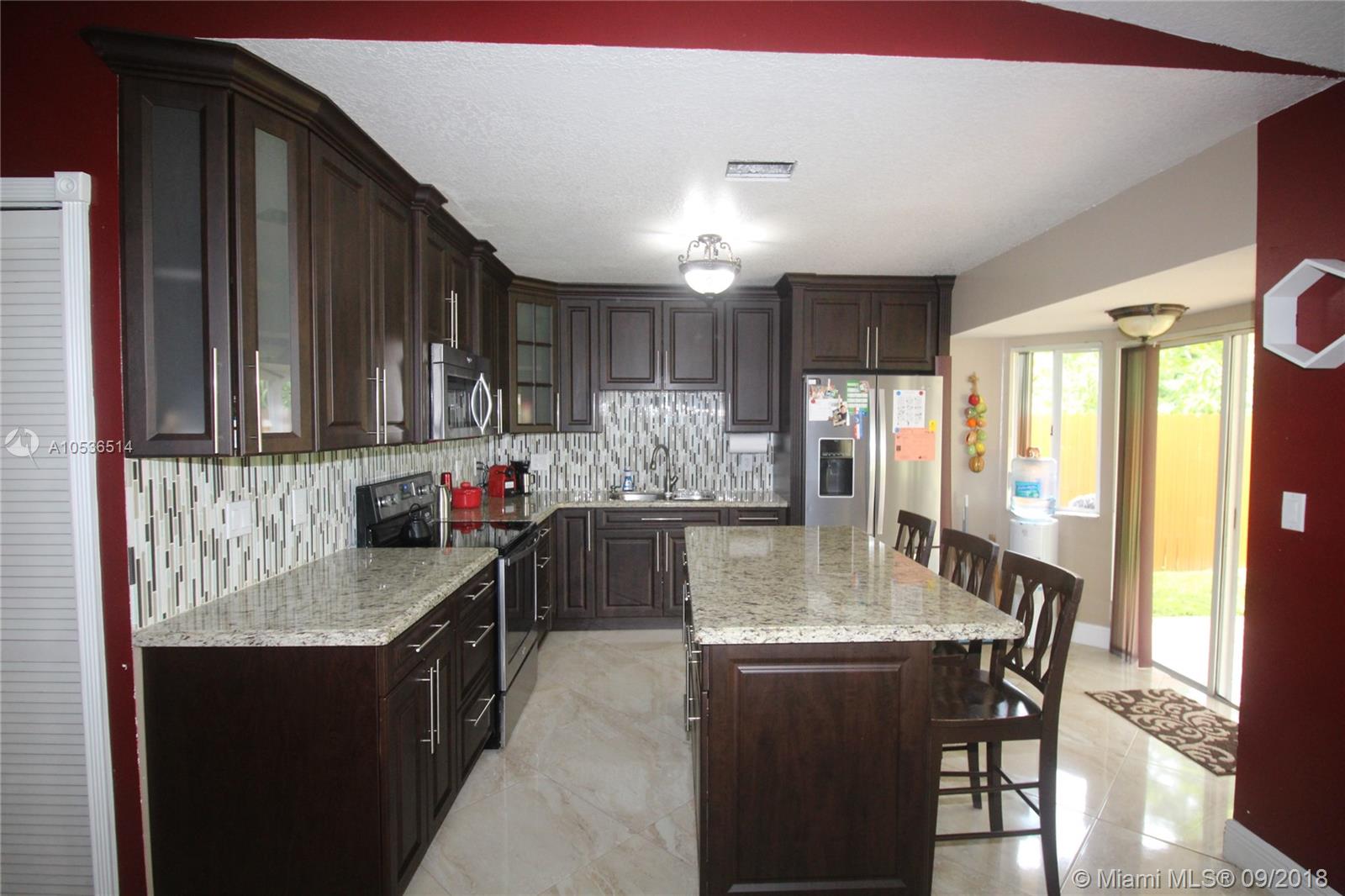 MAJESTIC ESTATES 3RD ADDN - Residential