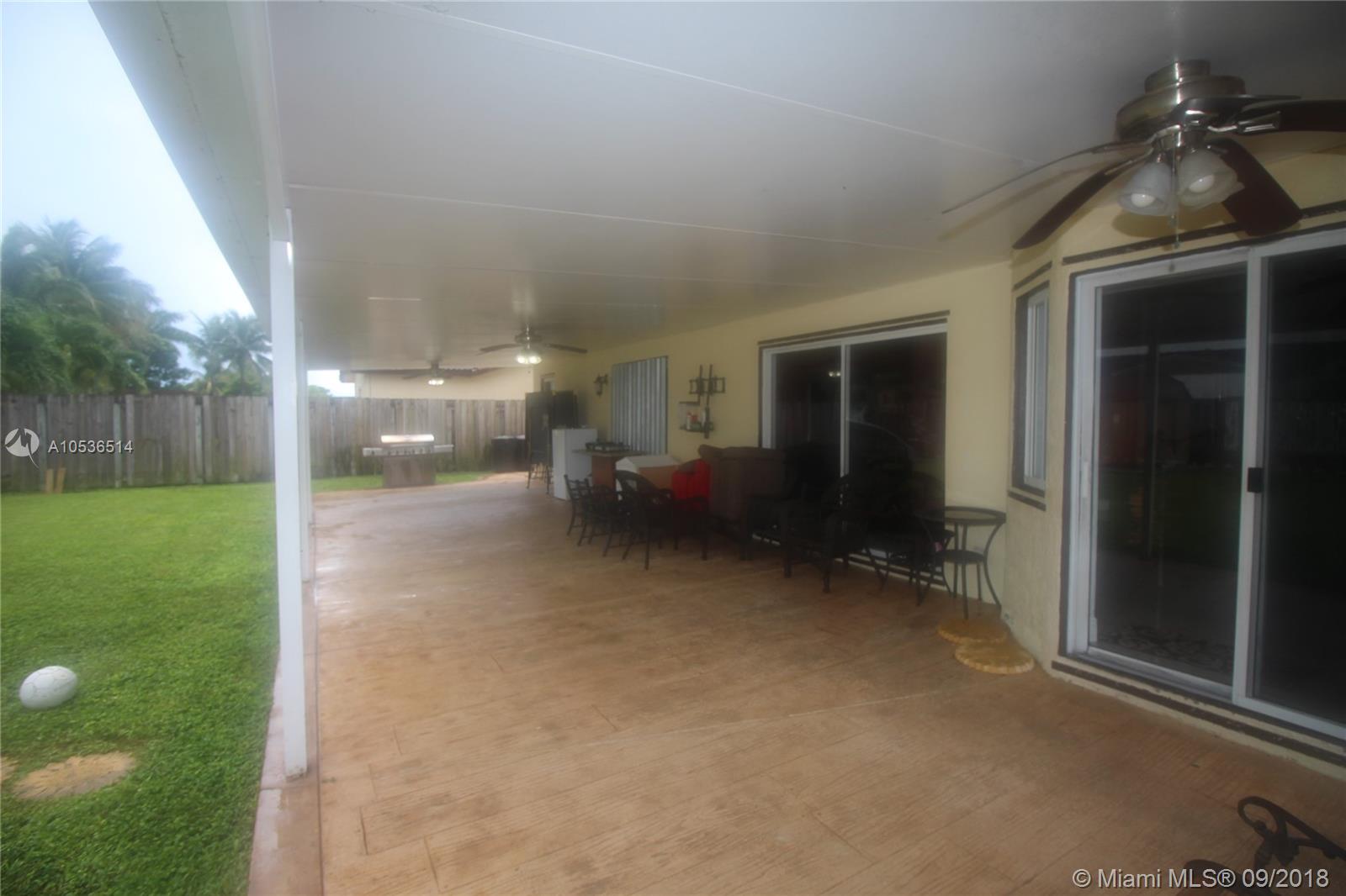 MAJESTIC ESTATES 3RD ADDN - Residential