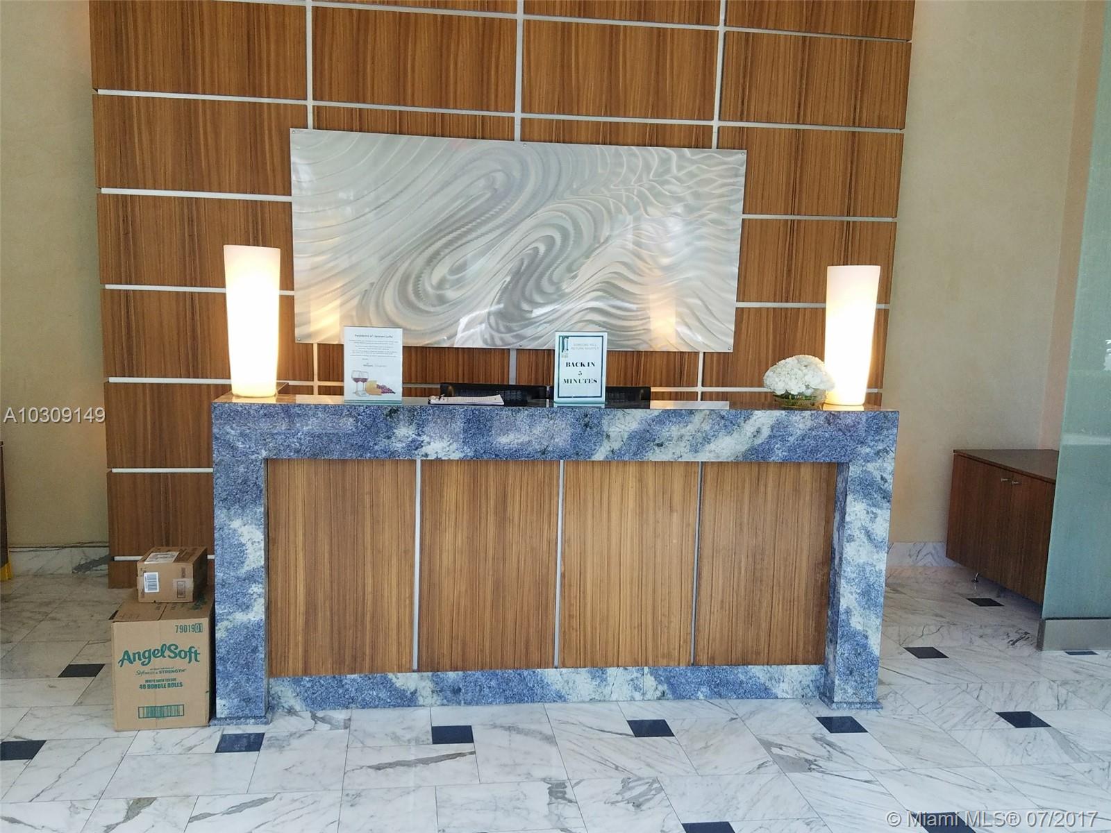 UPTOWN LOFTS CONDO - Residential Lease