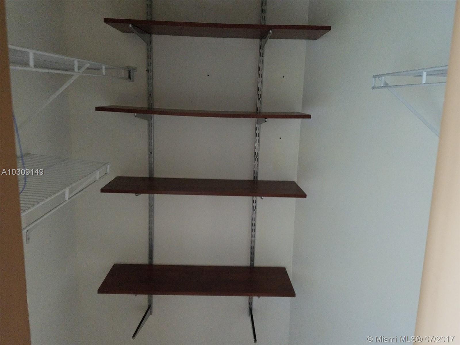 UPTOWN LOFTS CONDO - Residential Lease