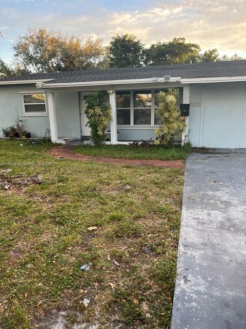 Photo of 840 NE 32nd Ct, Pompano Beach, FL 33064 (MLS # A11972486)