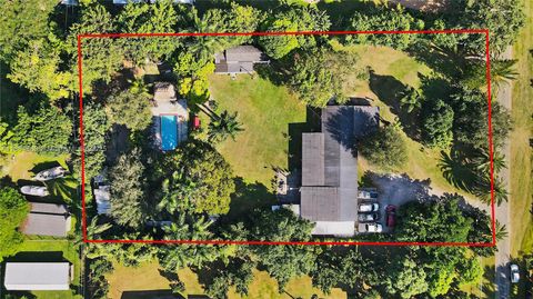 Photo of 16625 SW 236th St, Homestead, FL 33031 (MLS # A11864880)