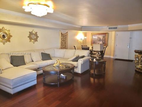 6423 Collins Ave 703 Miami Beach FL 33141