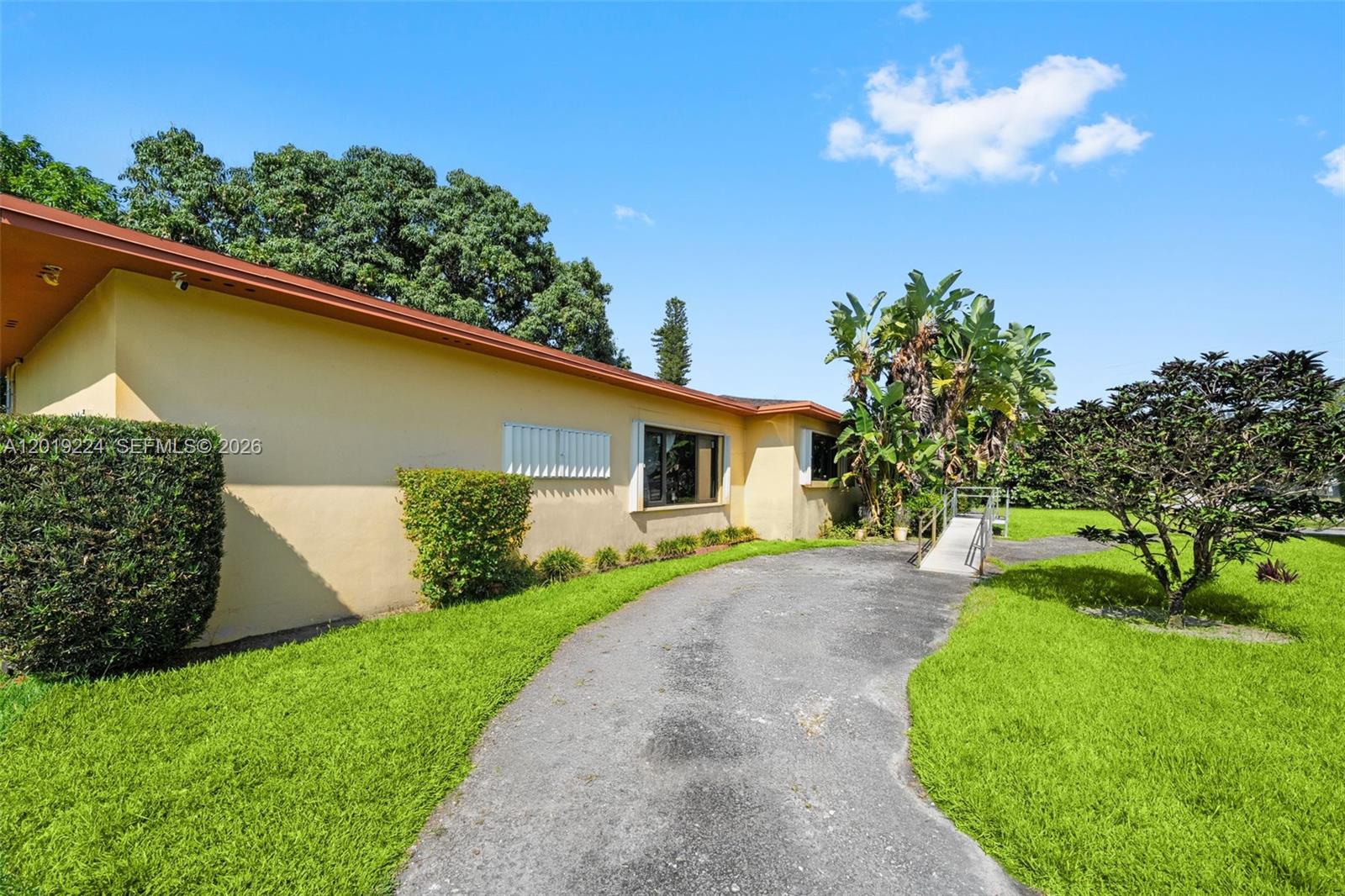 OPA LOCKA 2ND REV PL - Residential