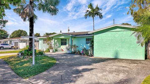 9299 Jamaica Dr Cutler Bay FL 33189