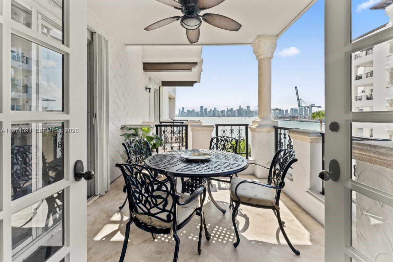 BAYVIEW FISHER ISL CONDO - Residential