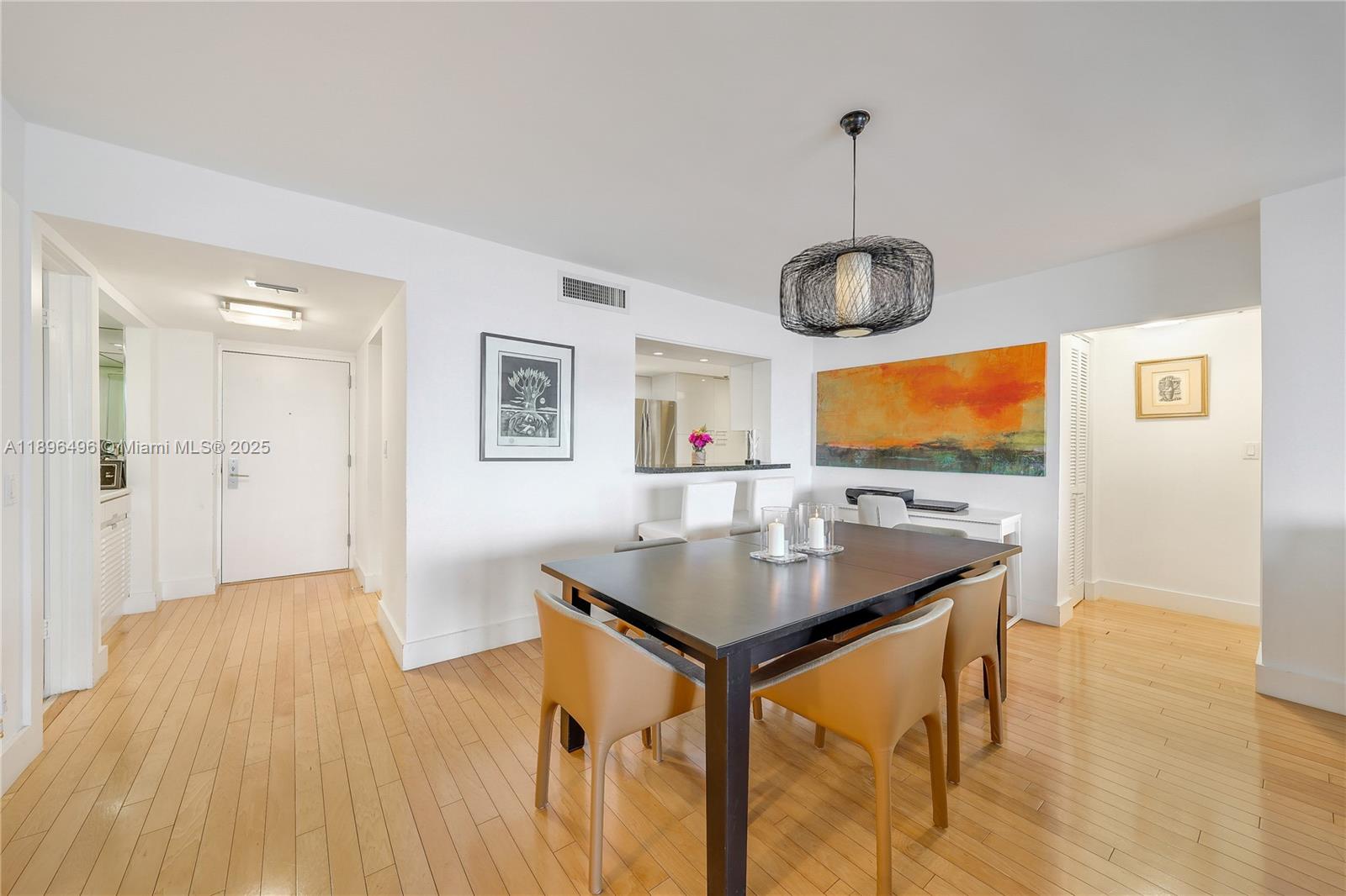 VENETIAN ISLE CONDO - Residential