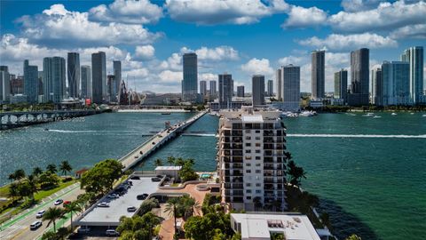801 N Venetian Dr 903 Miami FL 33139