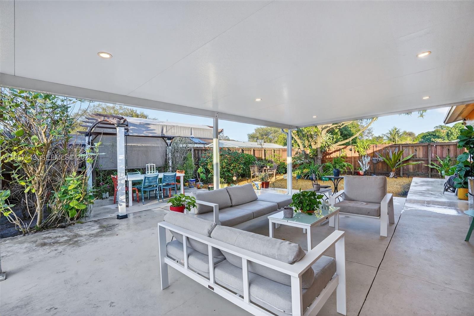 LESLIE ESTATES SEC 12 - Residential