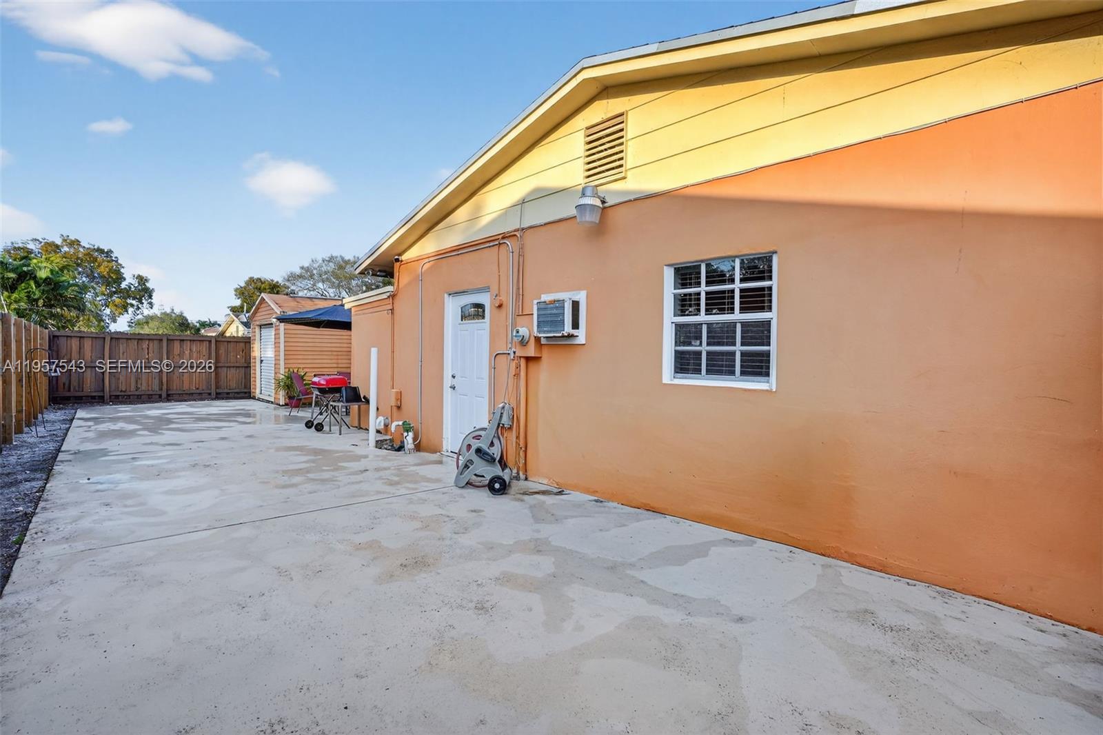 LESLIE ESTATES SEC 12 - Residential