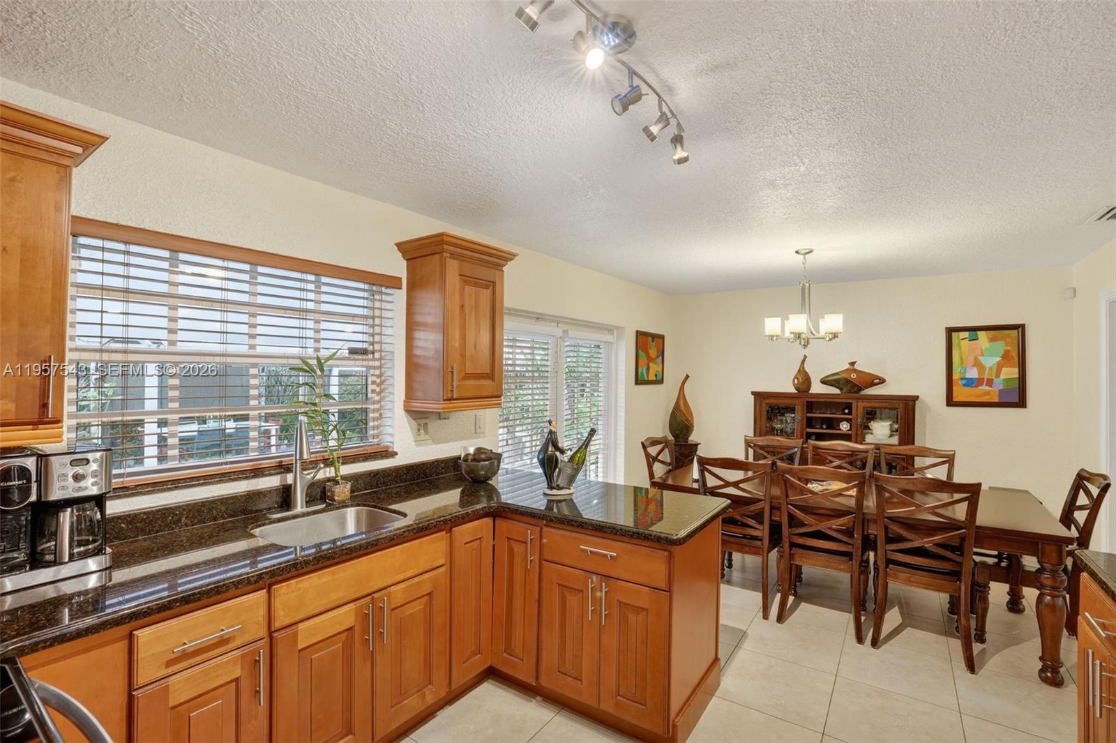 LESLIE ESTATES SEC 12 - Residential