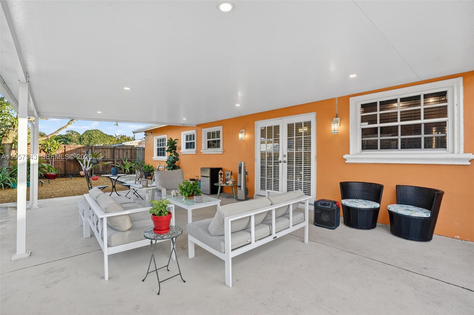 LESLIE ESTATES SEC 12 - Residential