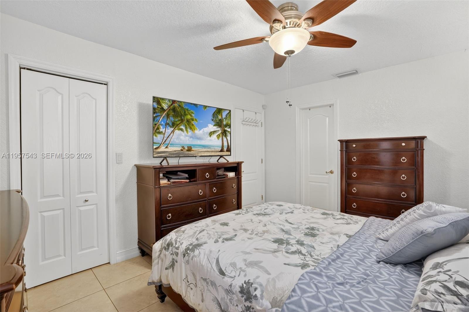 LESLIE ESTATES SEC 12 - Residential