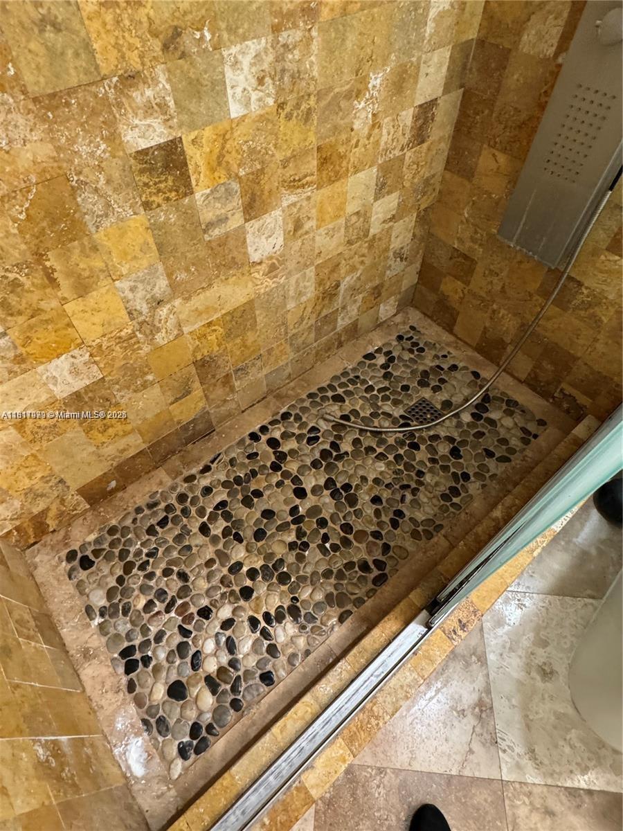 BLUE LAGOON CONDO - Residential Lease