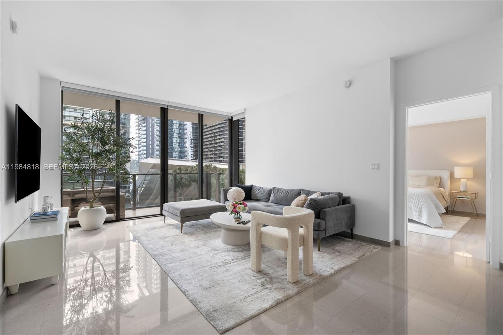 RISE CONDO - Residential