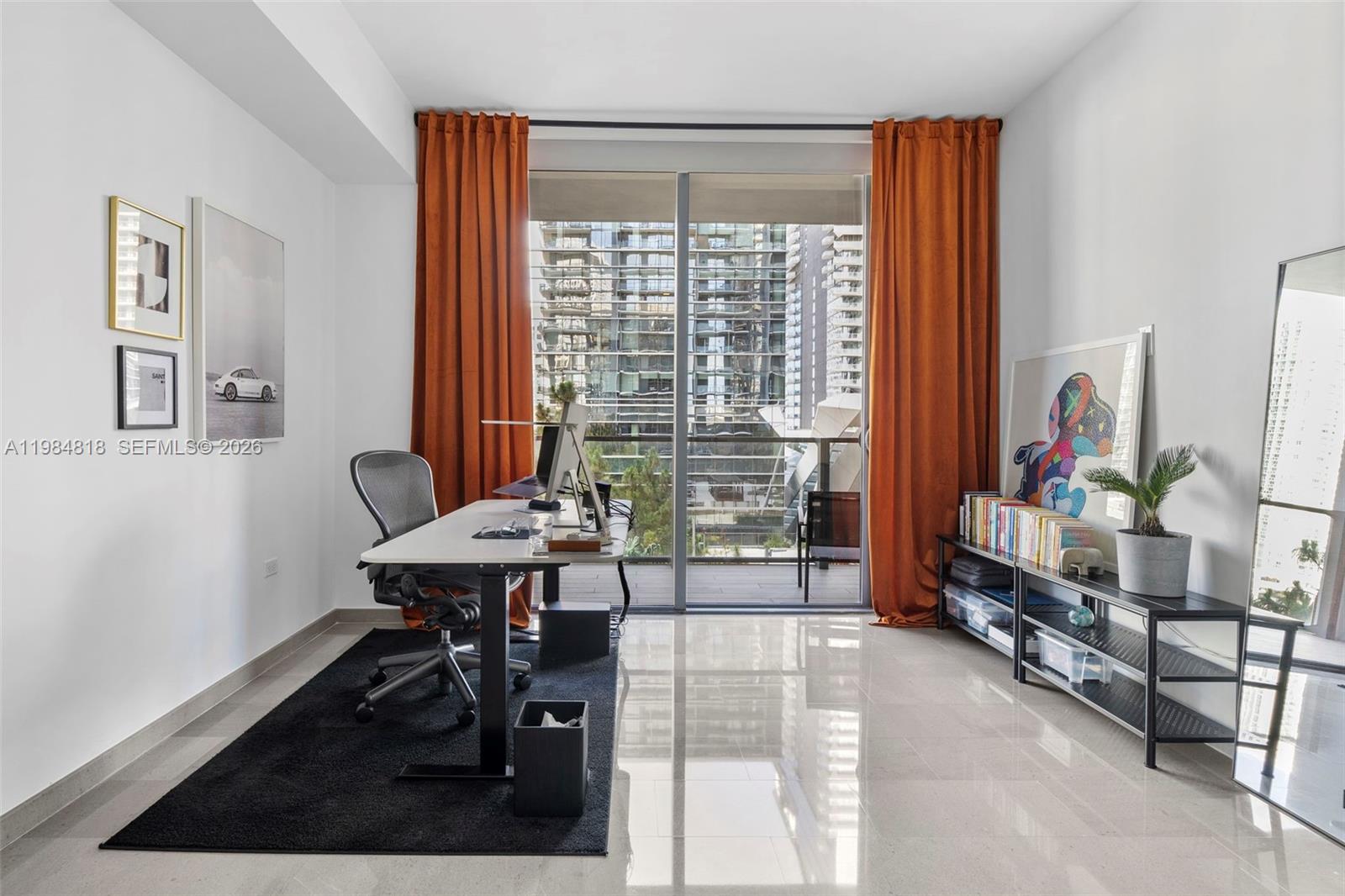 RISE CONDO - Residential