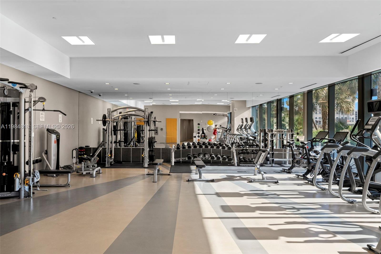 RISE CONDO - Residential