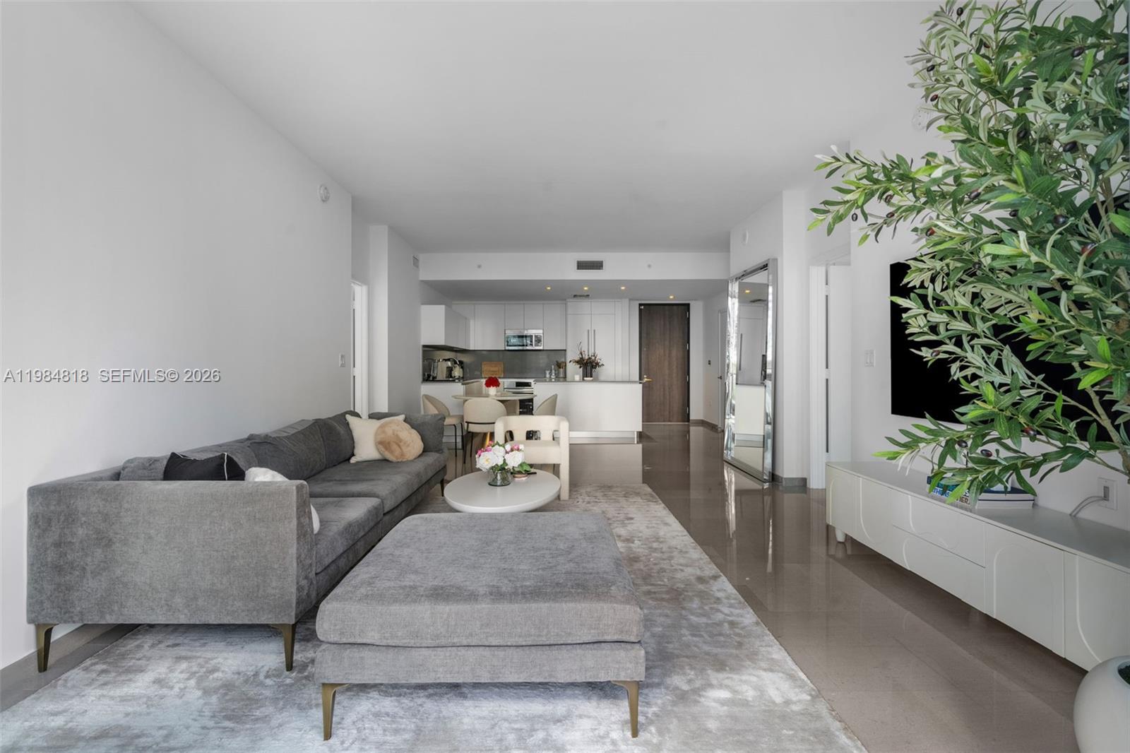 RISE CONDO - Residential