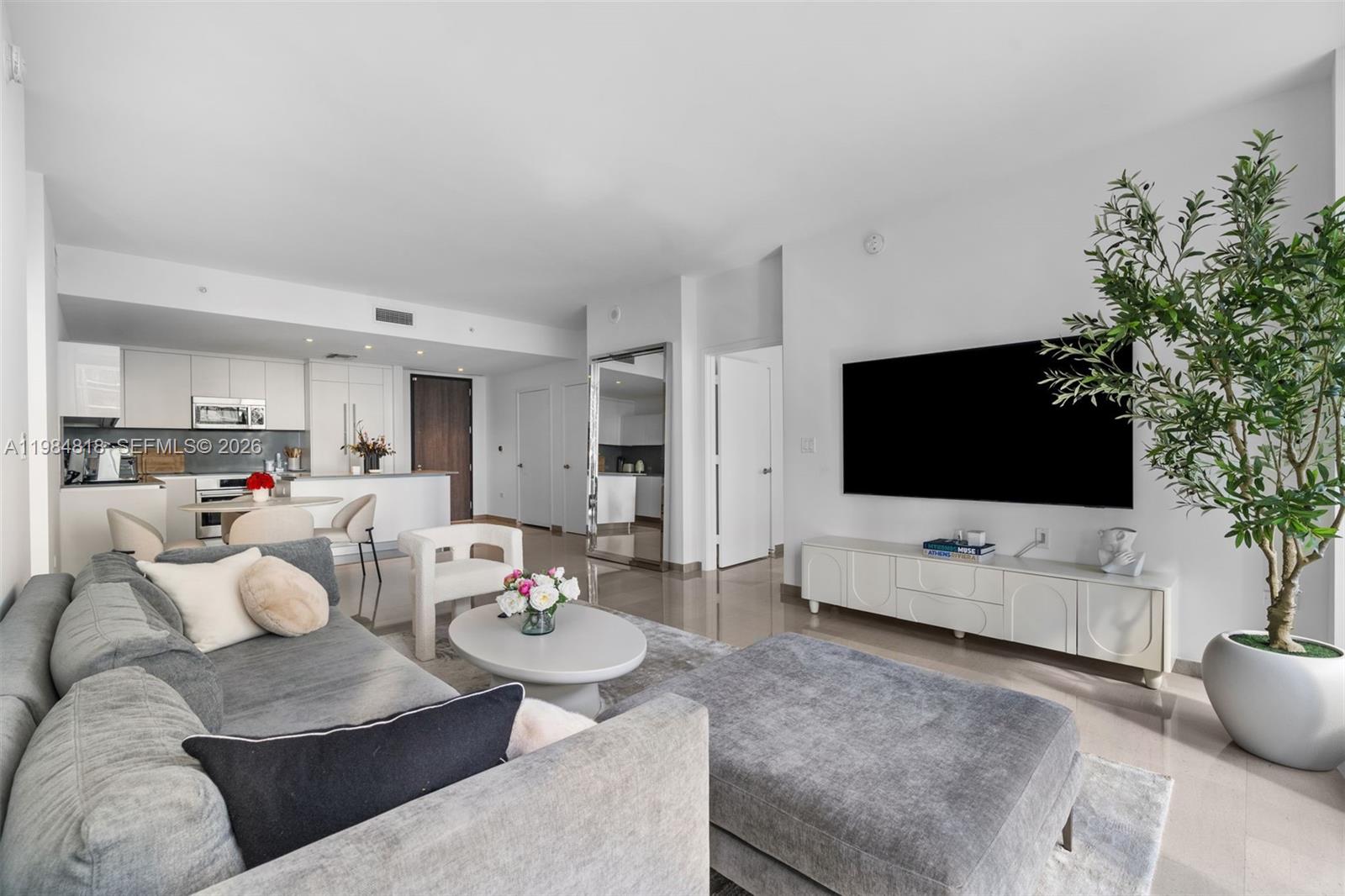 RISE CONDO - Residential