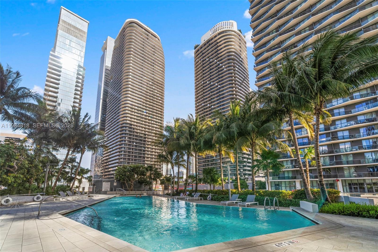 RISE CONDO - Residential