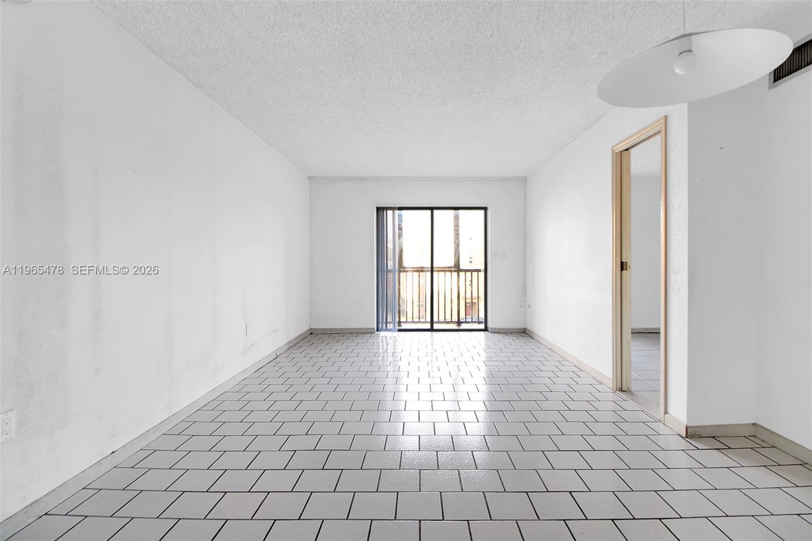 SUNSET VILLAS NO 3 CONDO - Residential