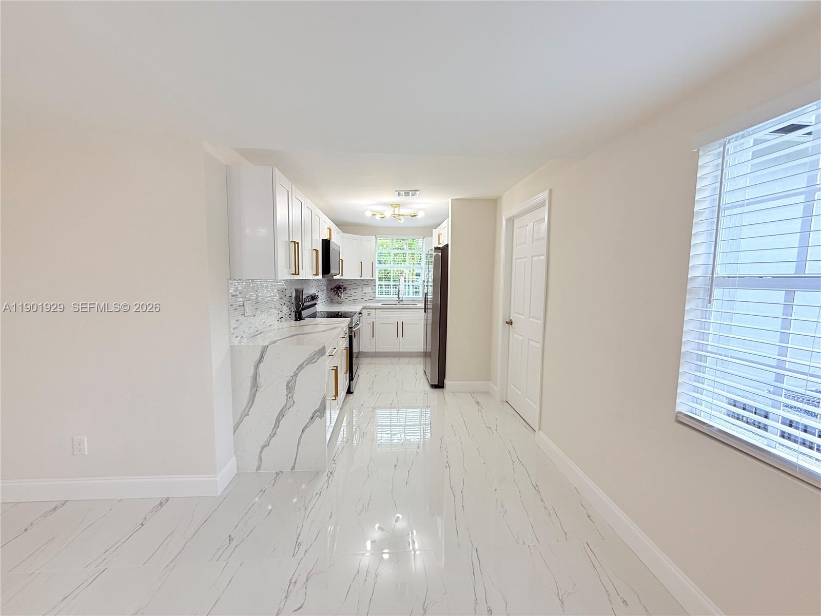 CARVER RANCHES - Residential