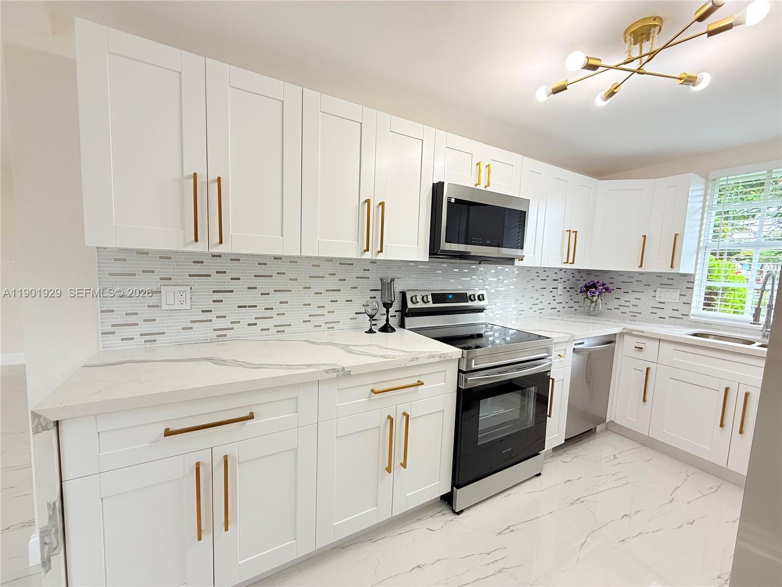 CARVER RANCHES - Residential