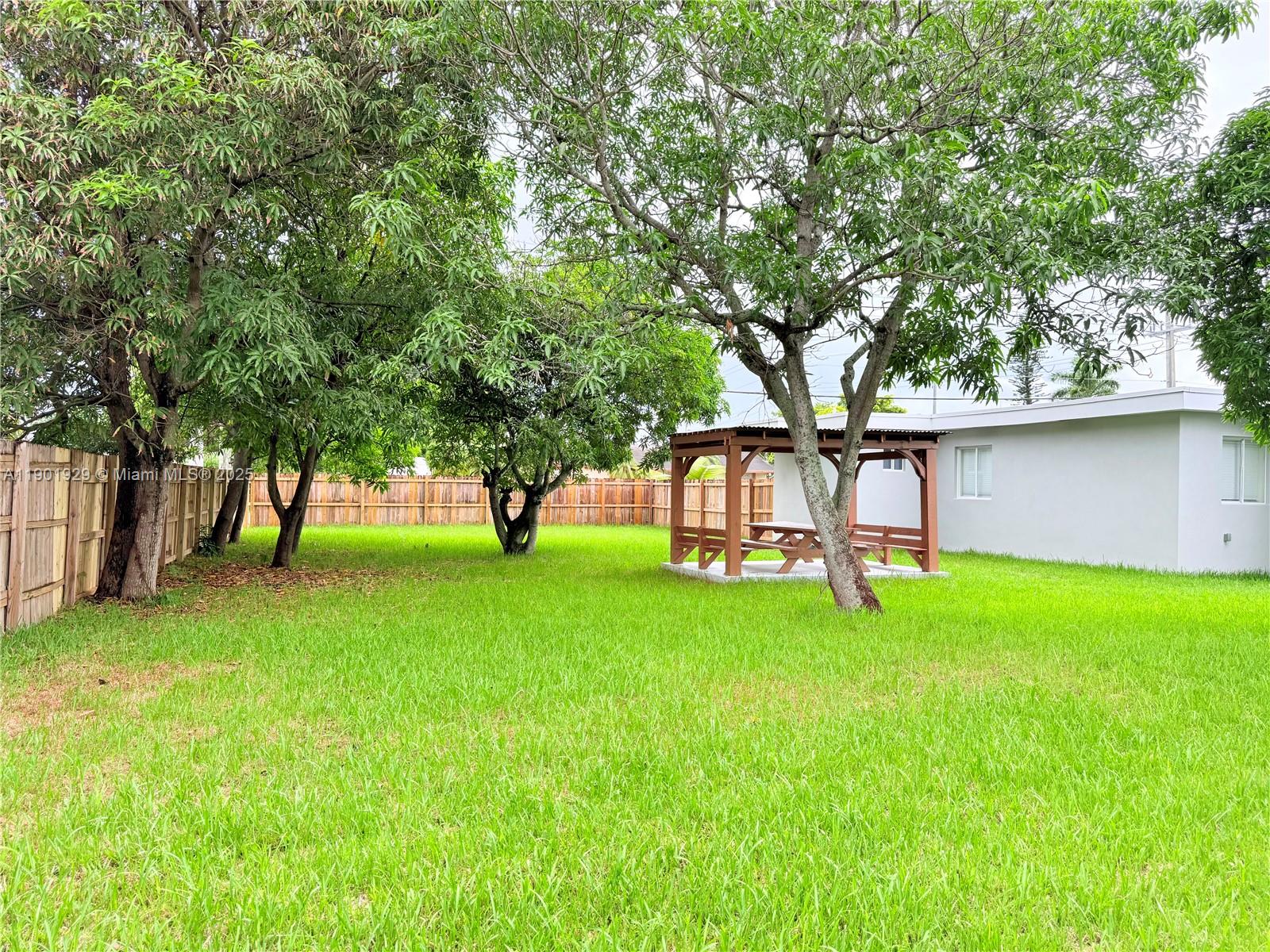 CARVER RANCHES - Residential