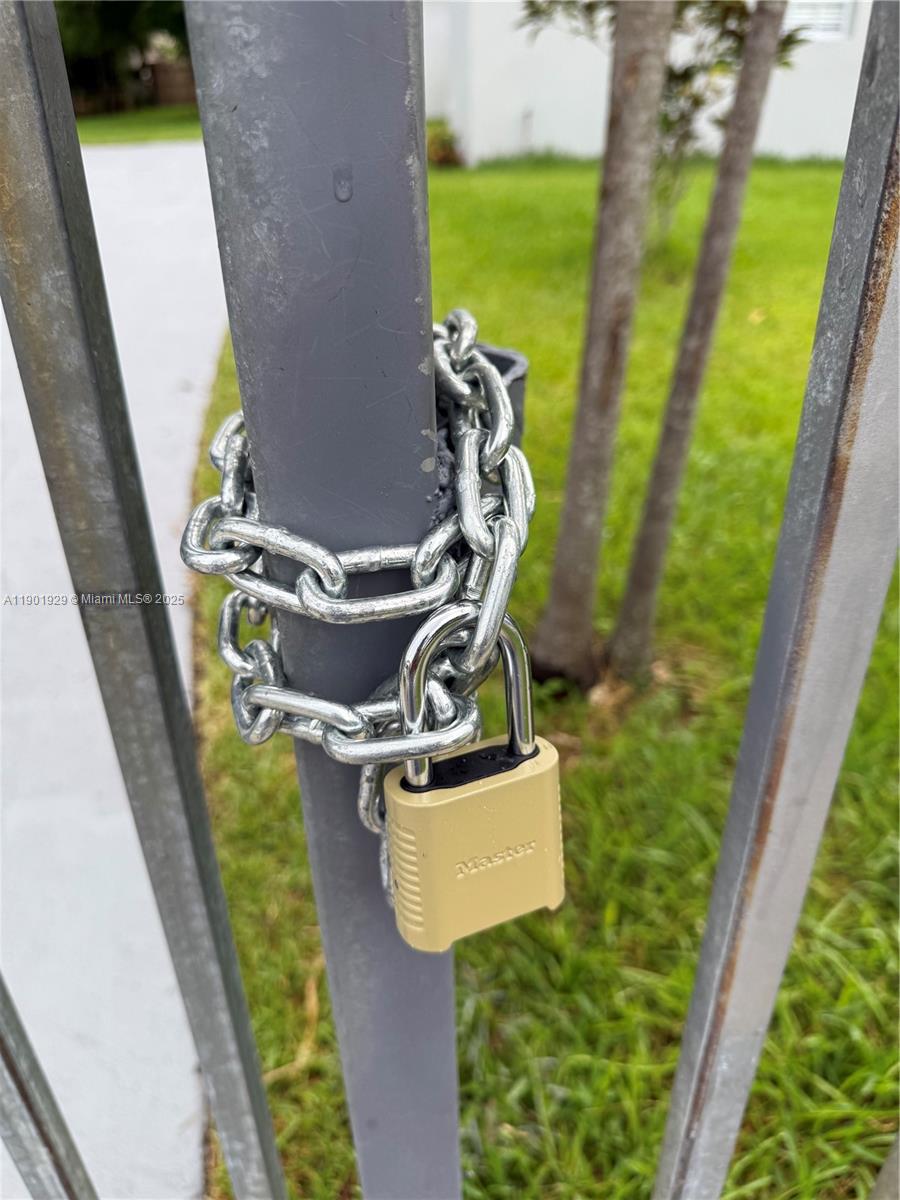 CARVER RANCHES - Residential