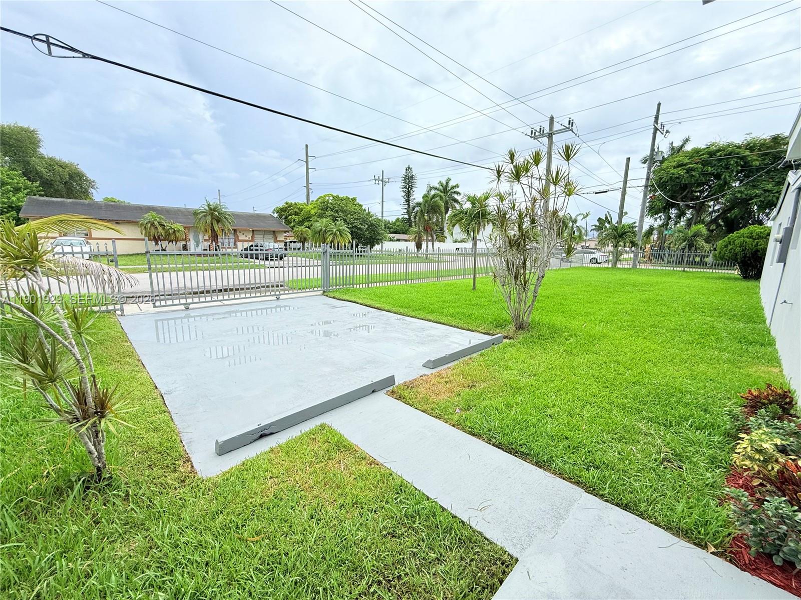 CARVER RANCHES - Residential