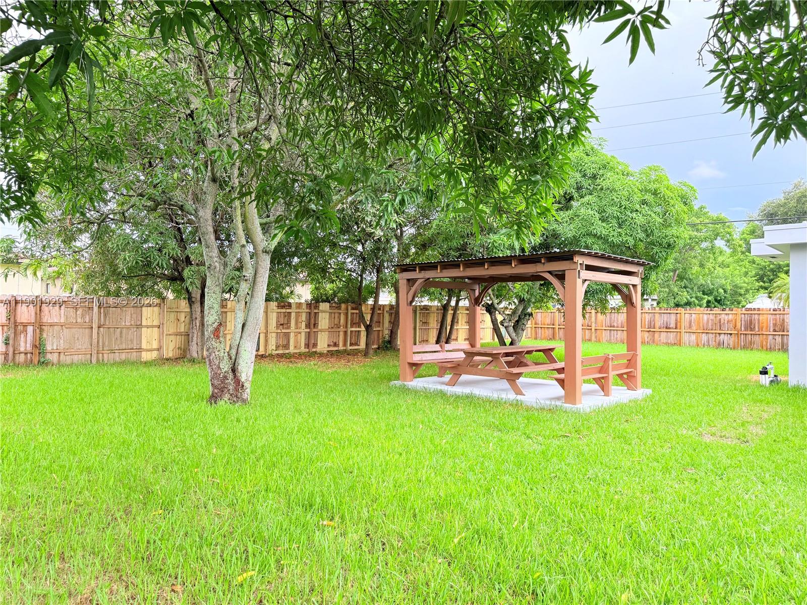 CARVER RANCHES - Residential