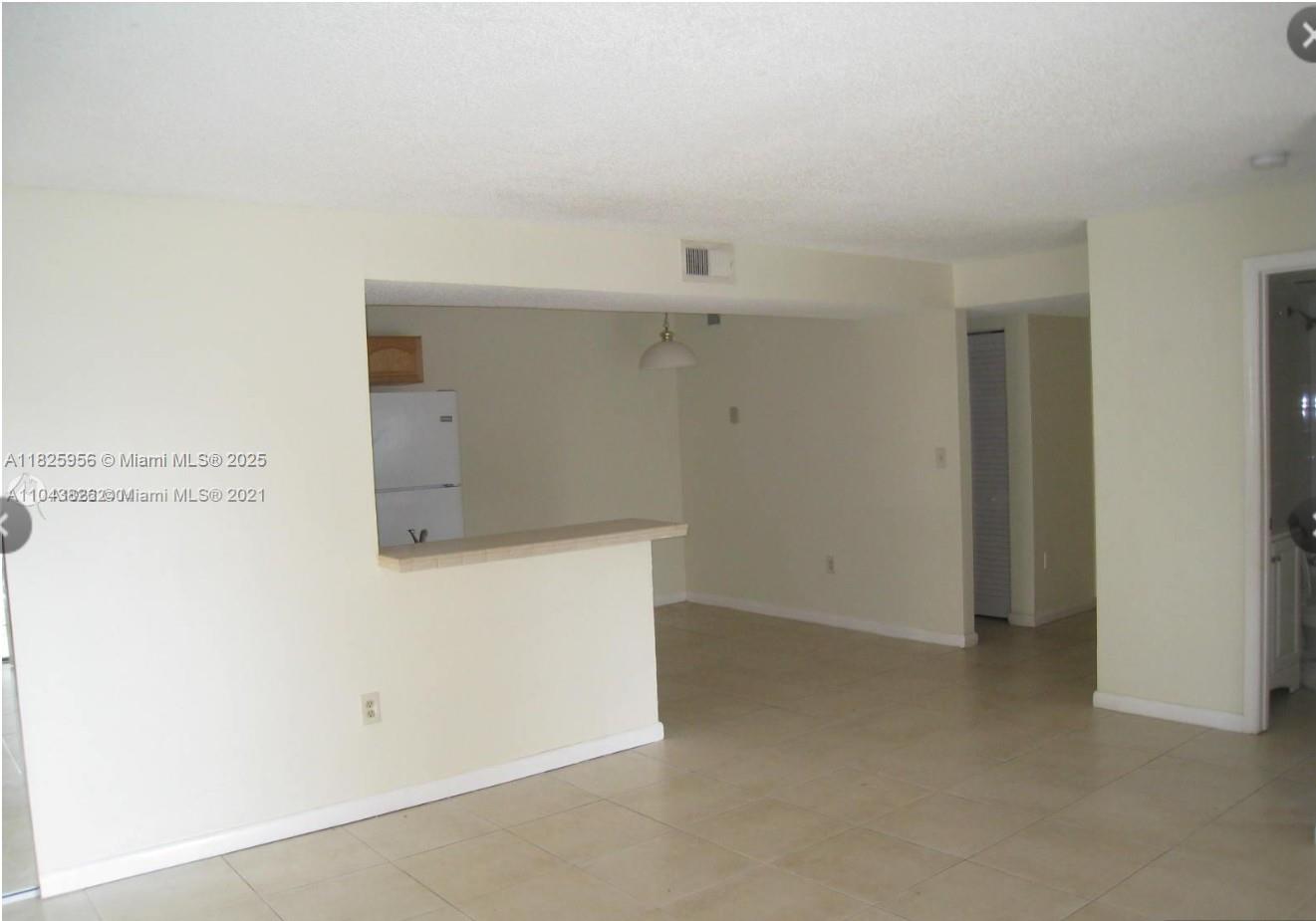 250 W Palm Cir W 201