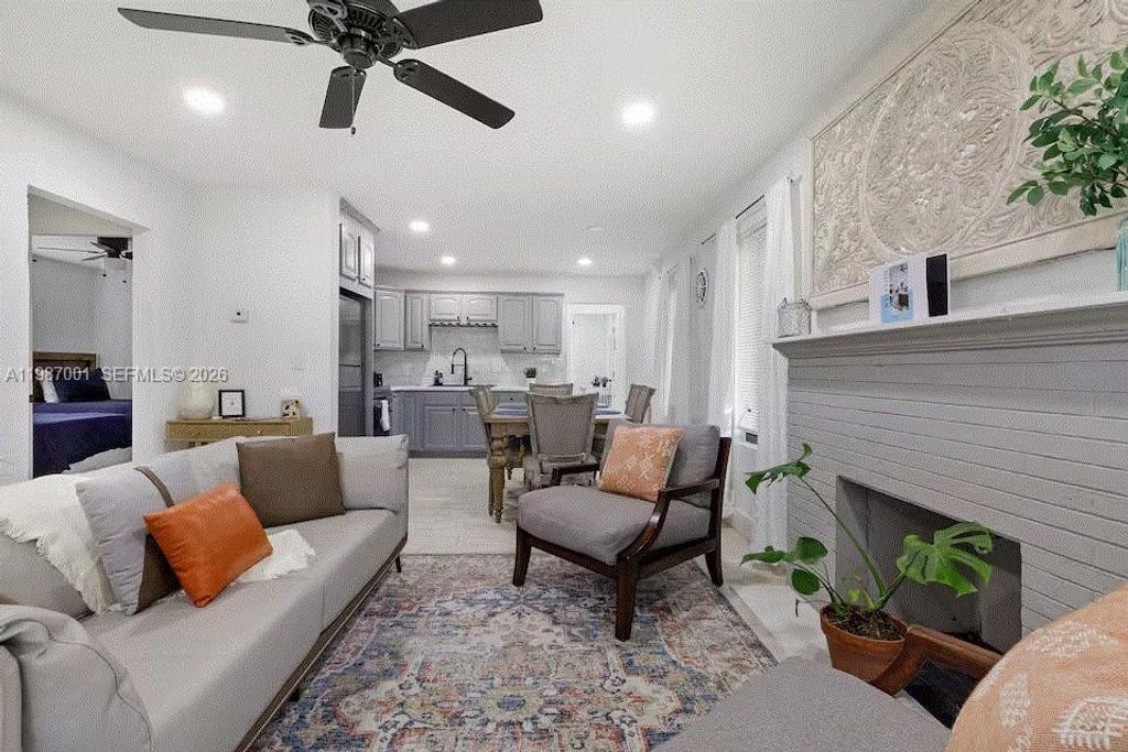 Photo of 1608 NE 34th St, Oakland Park, FL 33334 (MLS # A11987001)