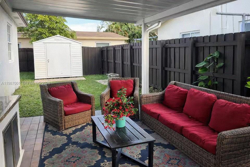 OAKLAND PARK SECOND ADD - Residential