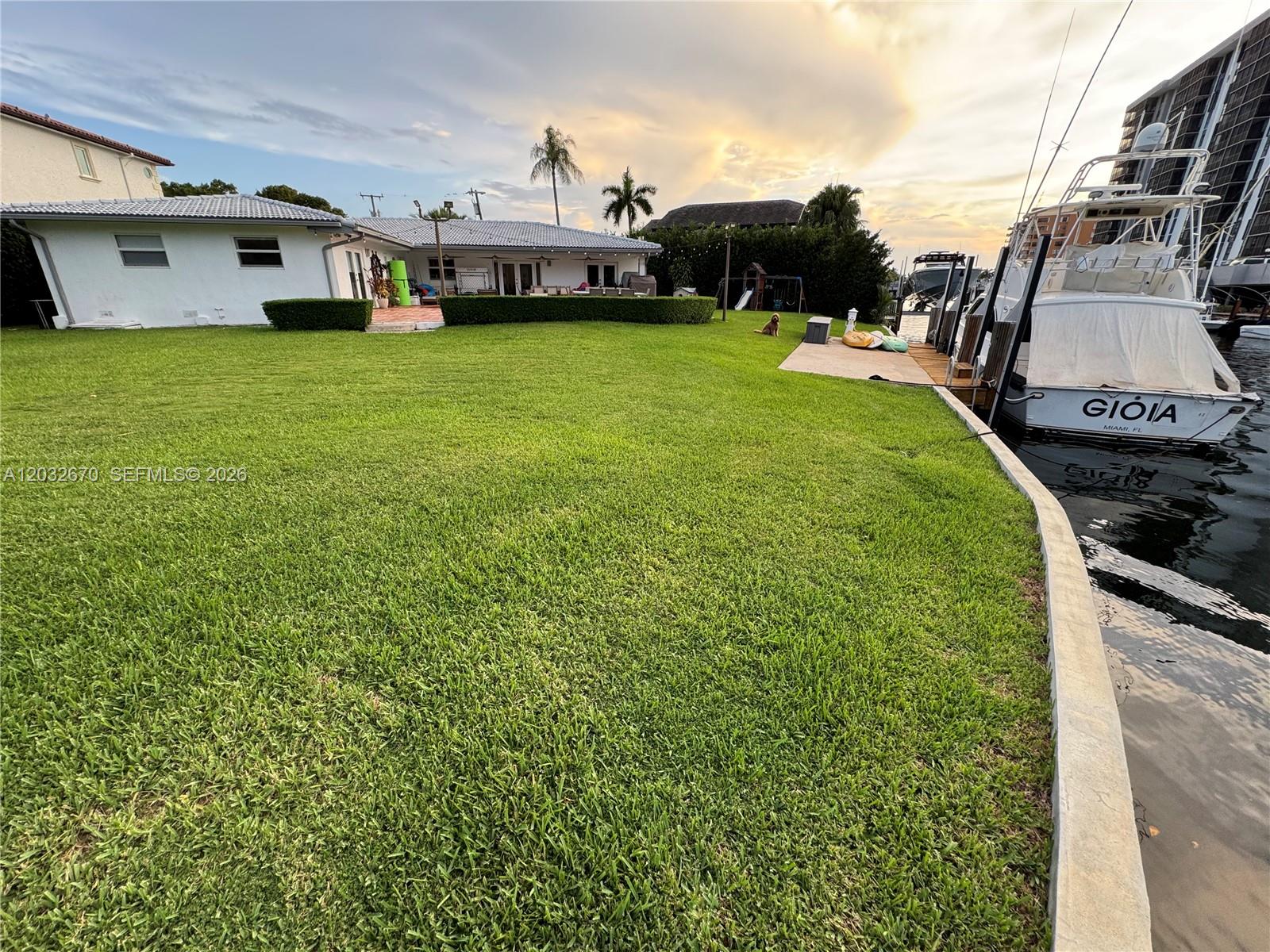 13305 Biscayne Island Ter