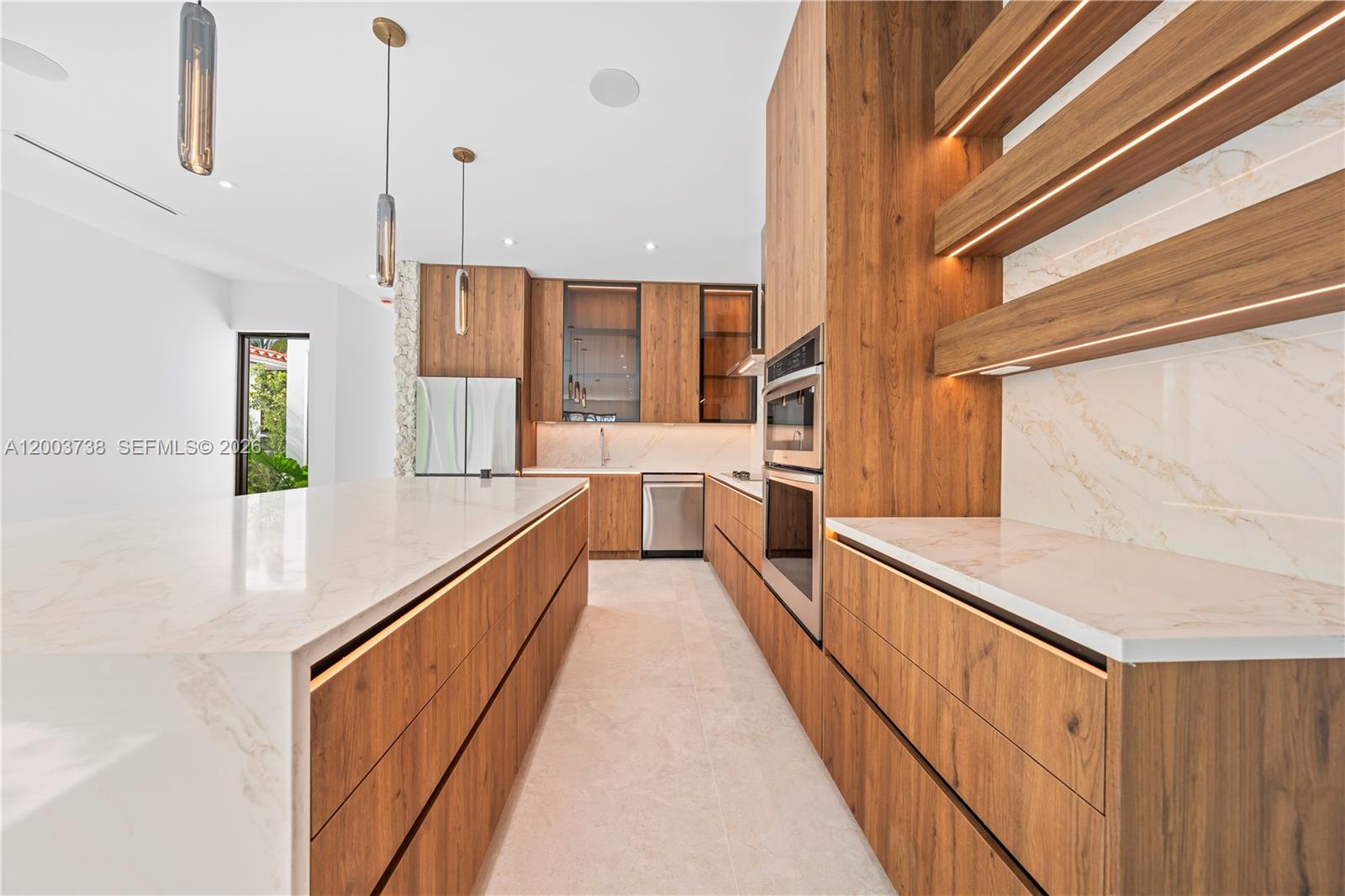 AMND MIAMI SUBURBAN ACRES - Residential