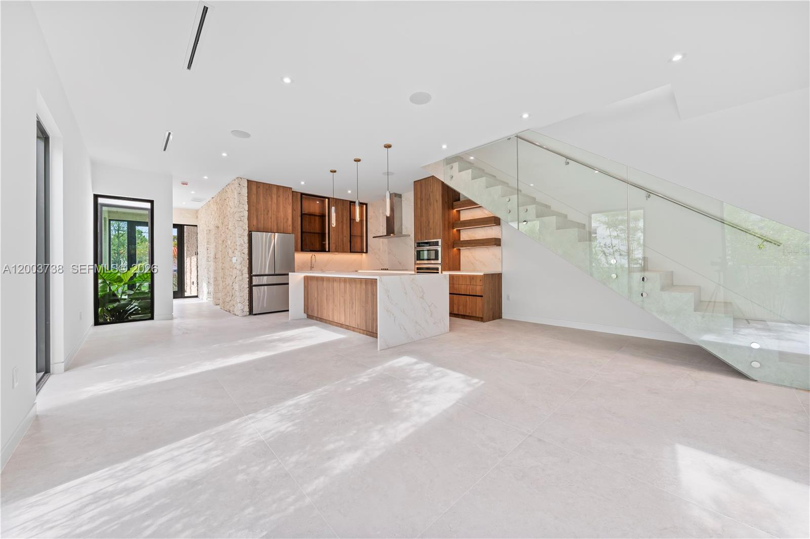 AMND MIAMI SUBURBAN ACRES - Residential