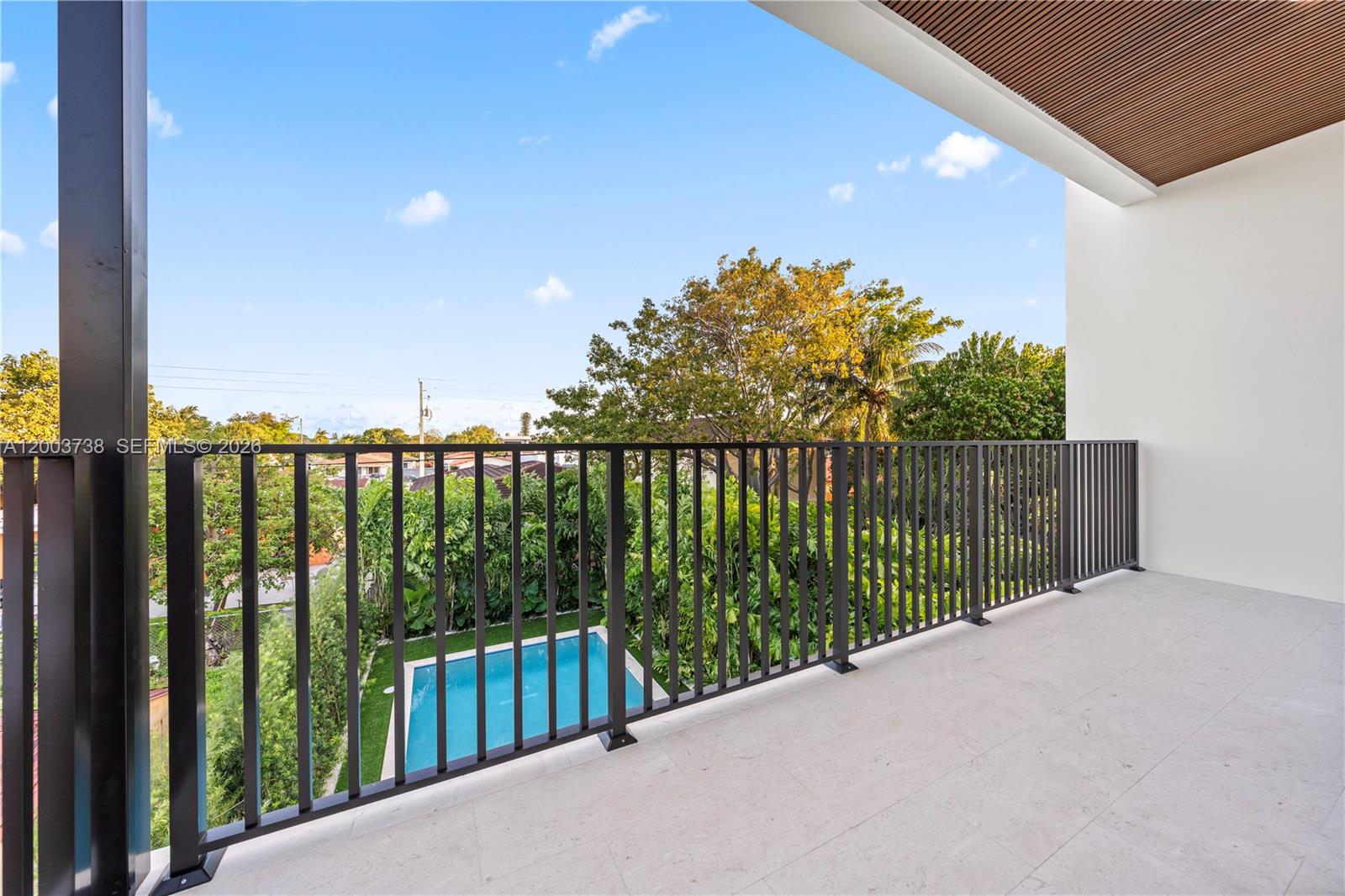 AMND MIAMI SUBURBAN ACRES - Residential