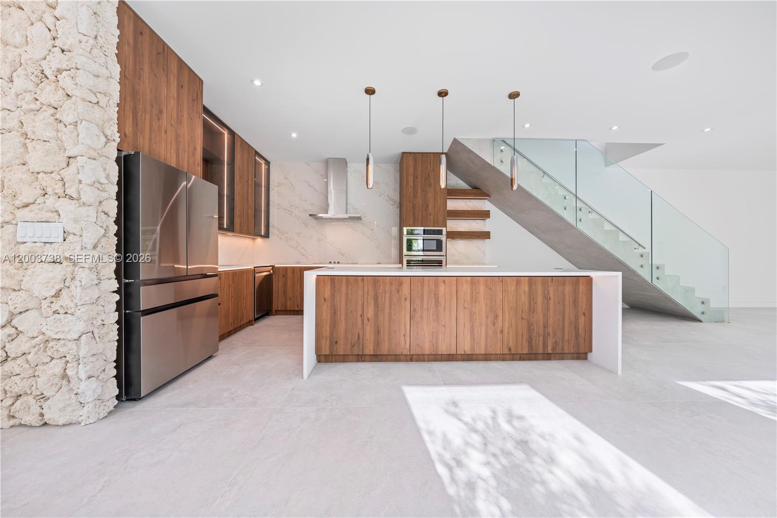 AMND MIAMI SUBURBAN ACRES - Residential