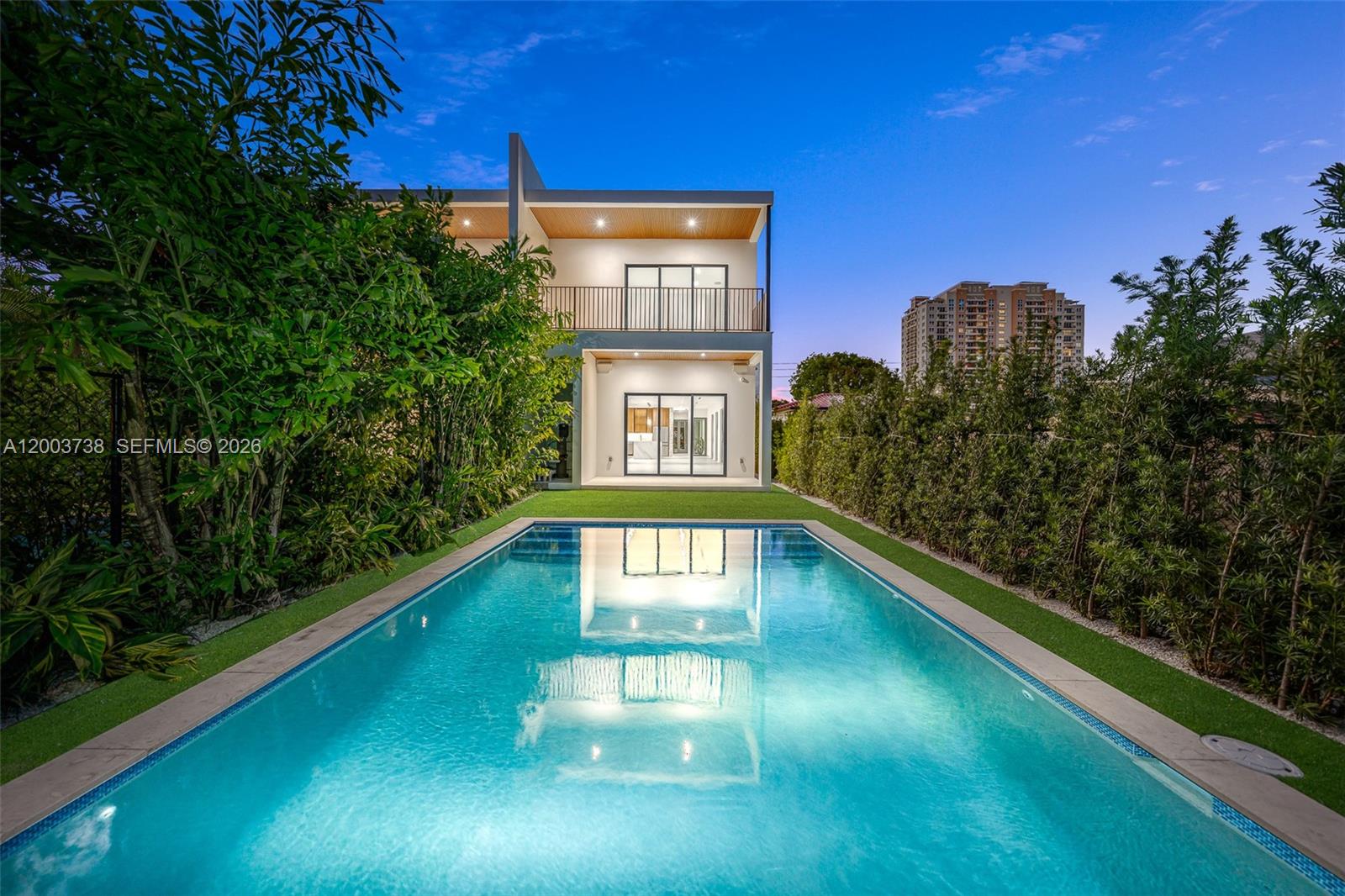 AMND MIAMI SUBURBAN ACRES - Residential