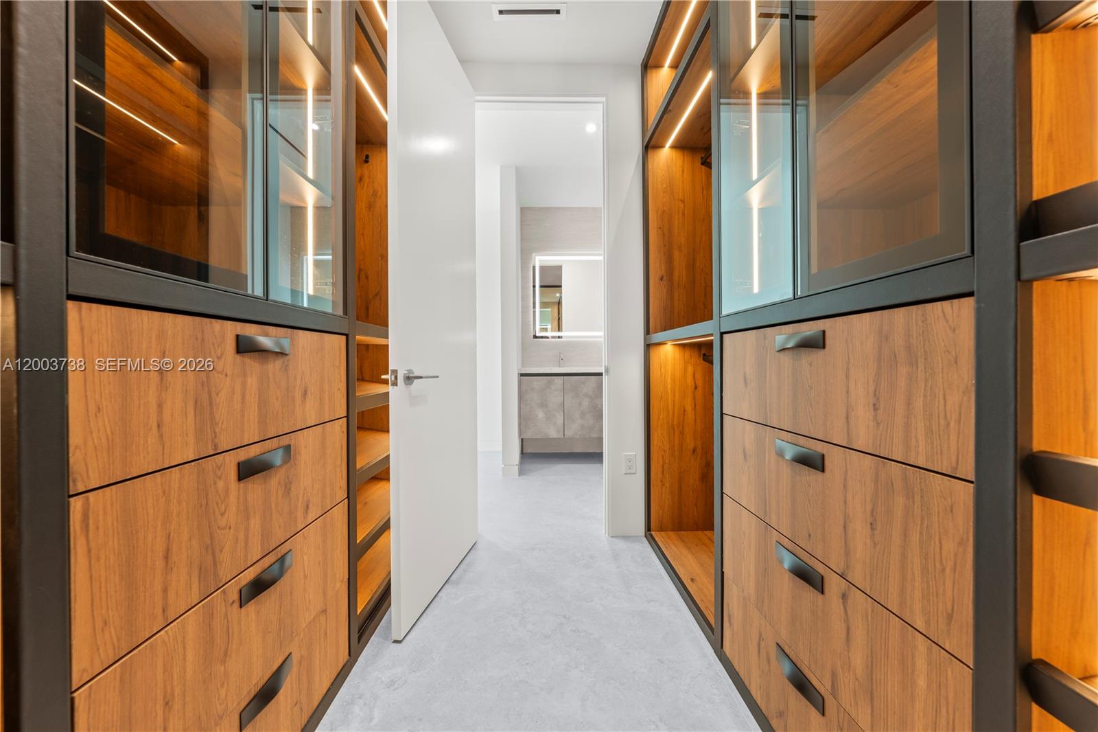 AMND MIAMI SUBURBAN ACRES - Residential