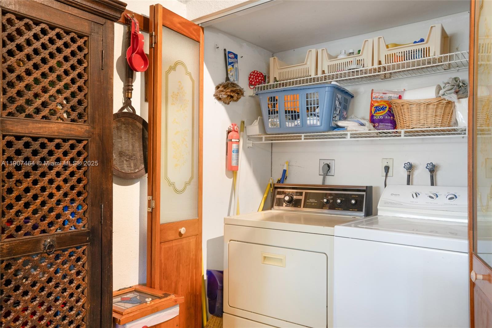 SEA GRAPE TOWN HOMES - Residential