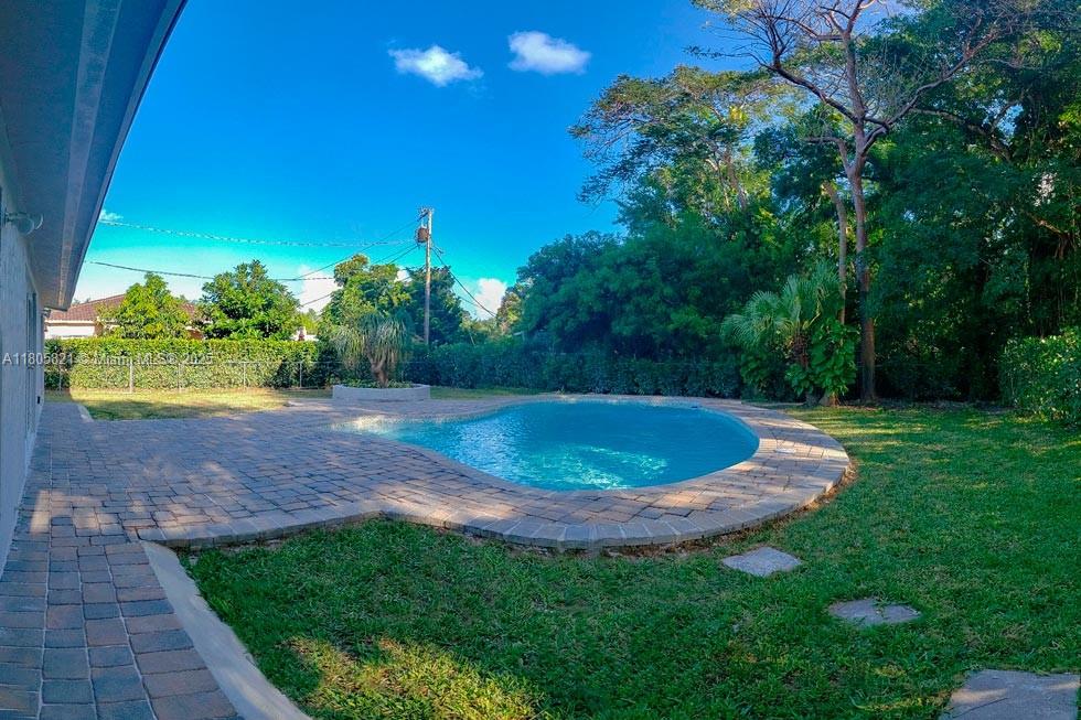 LUDLUM ESTATES - Residential Lease