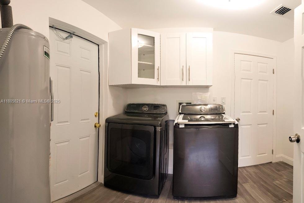 LUDLUM ESTATES - Residential Lease