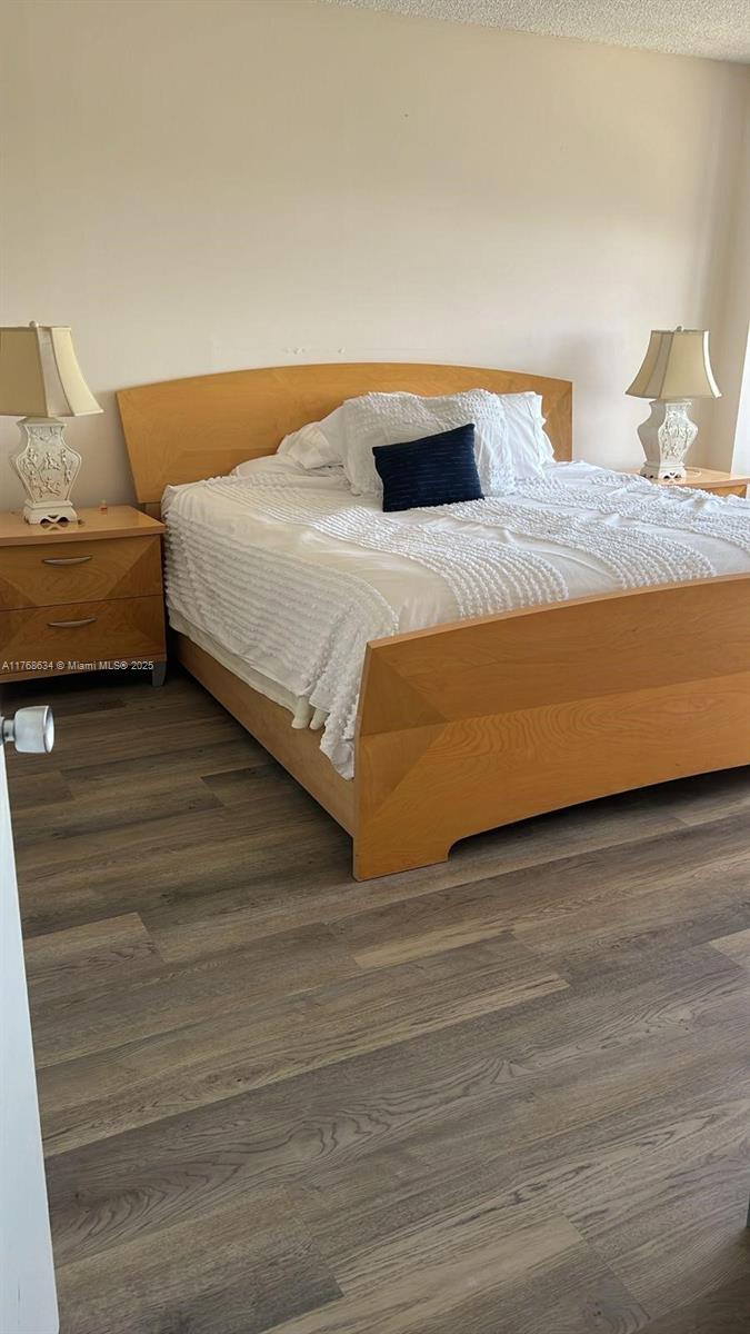 Olympus Tower - Residential Lease