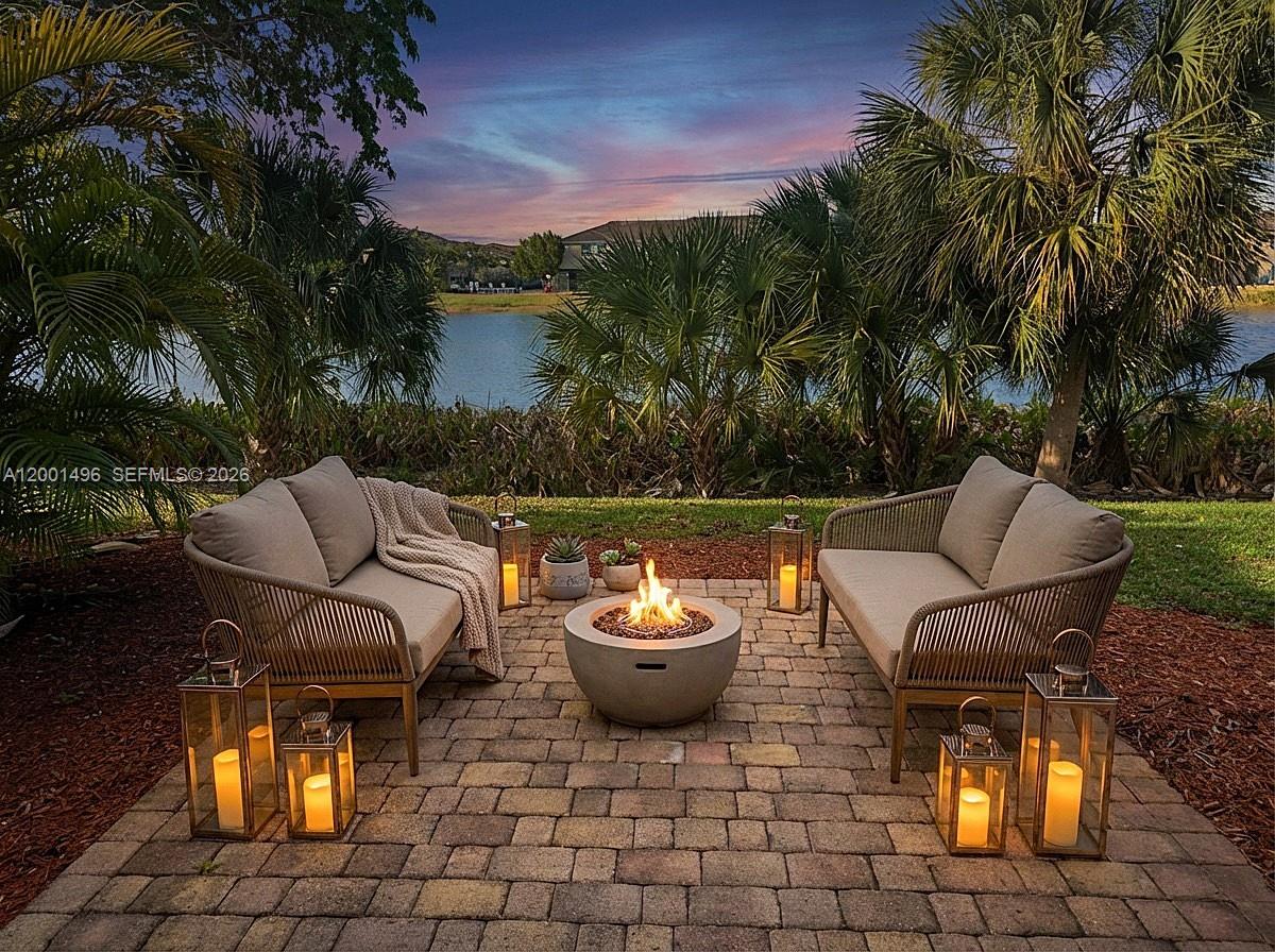 TOWNGATE NORTH - Residential